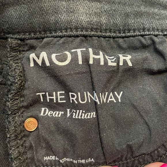 MOTHER The Runaway Dear Villain Black Denim Jeans Style 1003-109 Women’s Size 31 - Picture 5 of 7